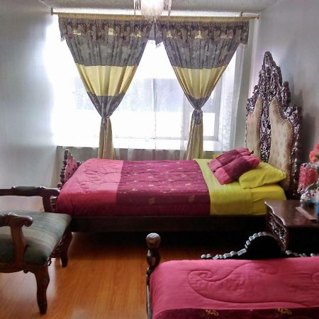 Escocie - Quito Otel Dış mekan fotoğraf