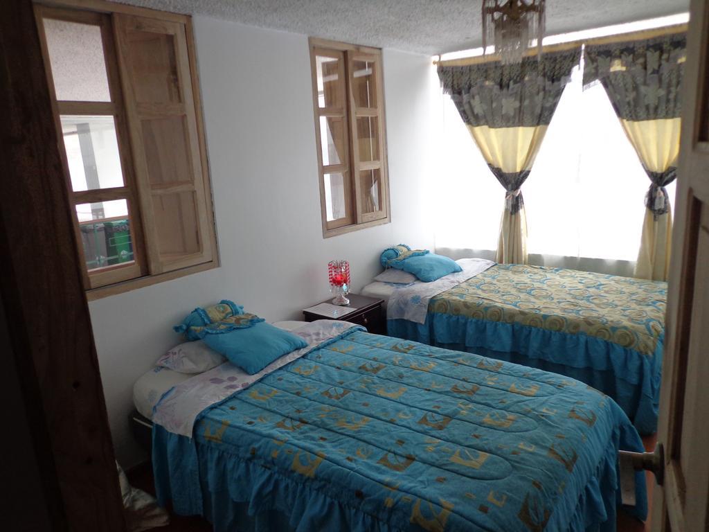 Escocie - Quito Otel Dış mekan fotoğraf