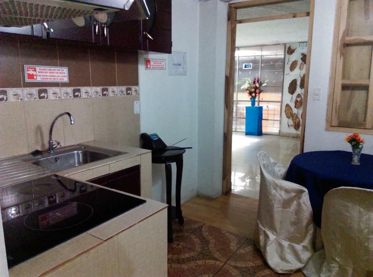 Escocie - Quito Otel Dış mekan fotoğraf