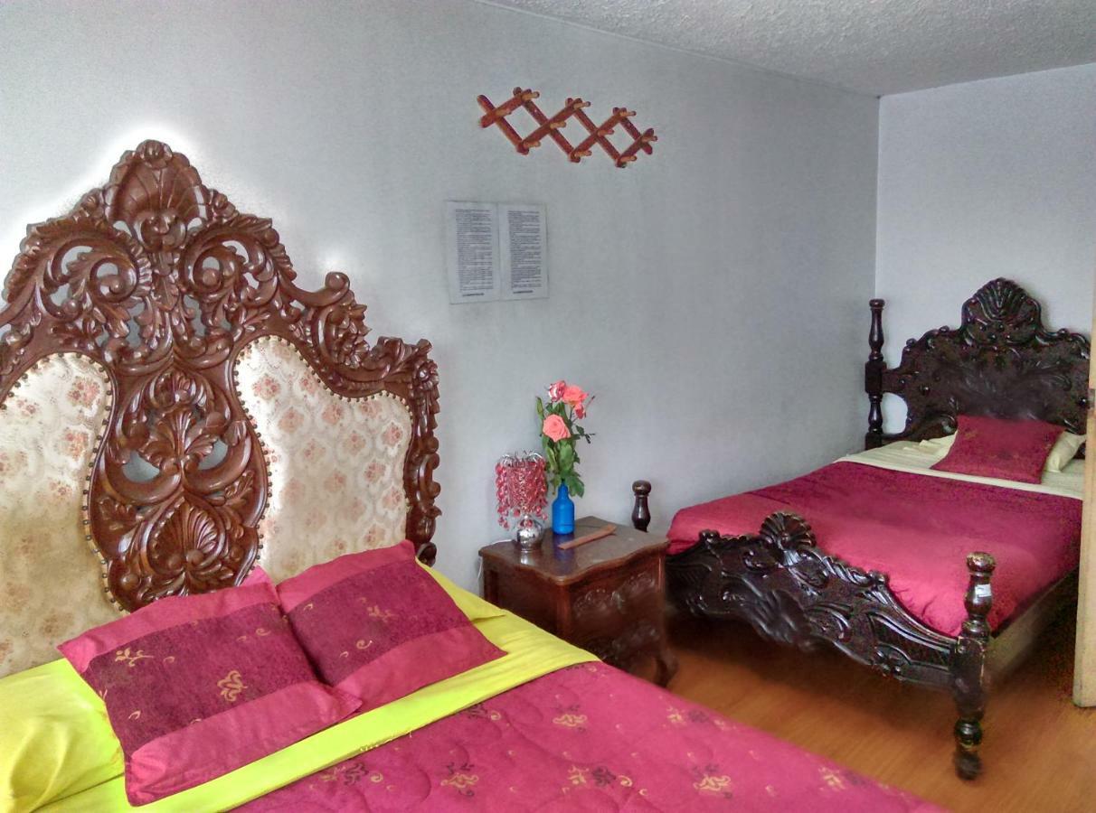 Escocie - Quito Otel Dış mekan fotoğraf