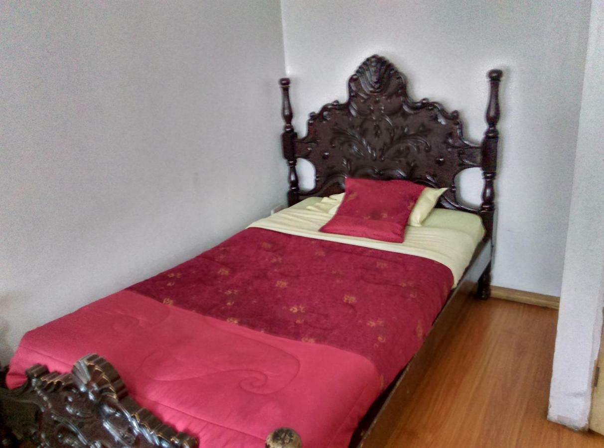 Escocie - Quito Otel Dış mekan fotoğraf