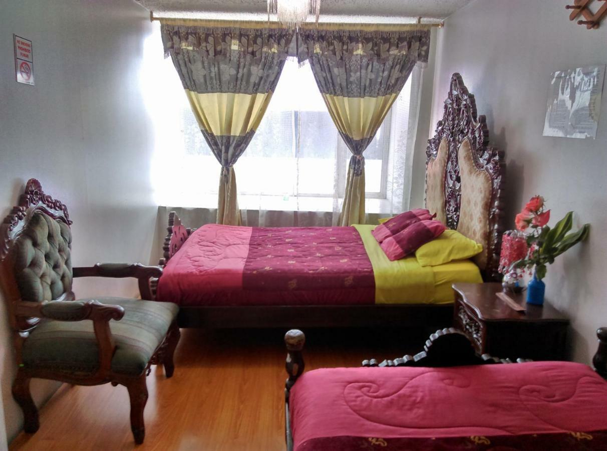 Escocie - Quito Otel Dış mekan fotoğraf