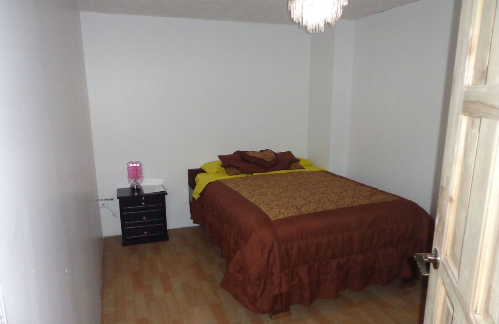 Escocie - Quito Otel Dış mekan fotoğraf